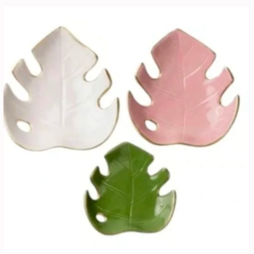 NWT *Vagabond Goods* Monstera Ceramic Trinket Dish Set (pink, green and white)